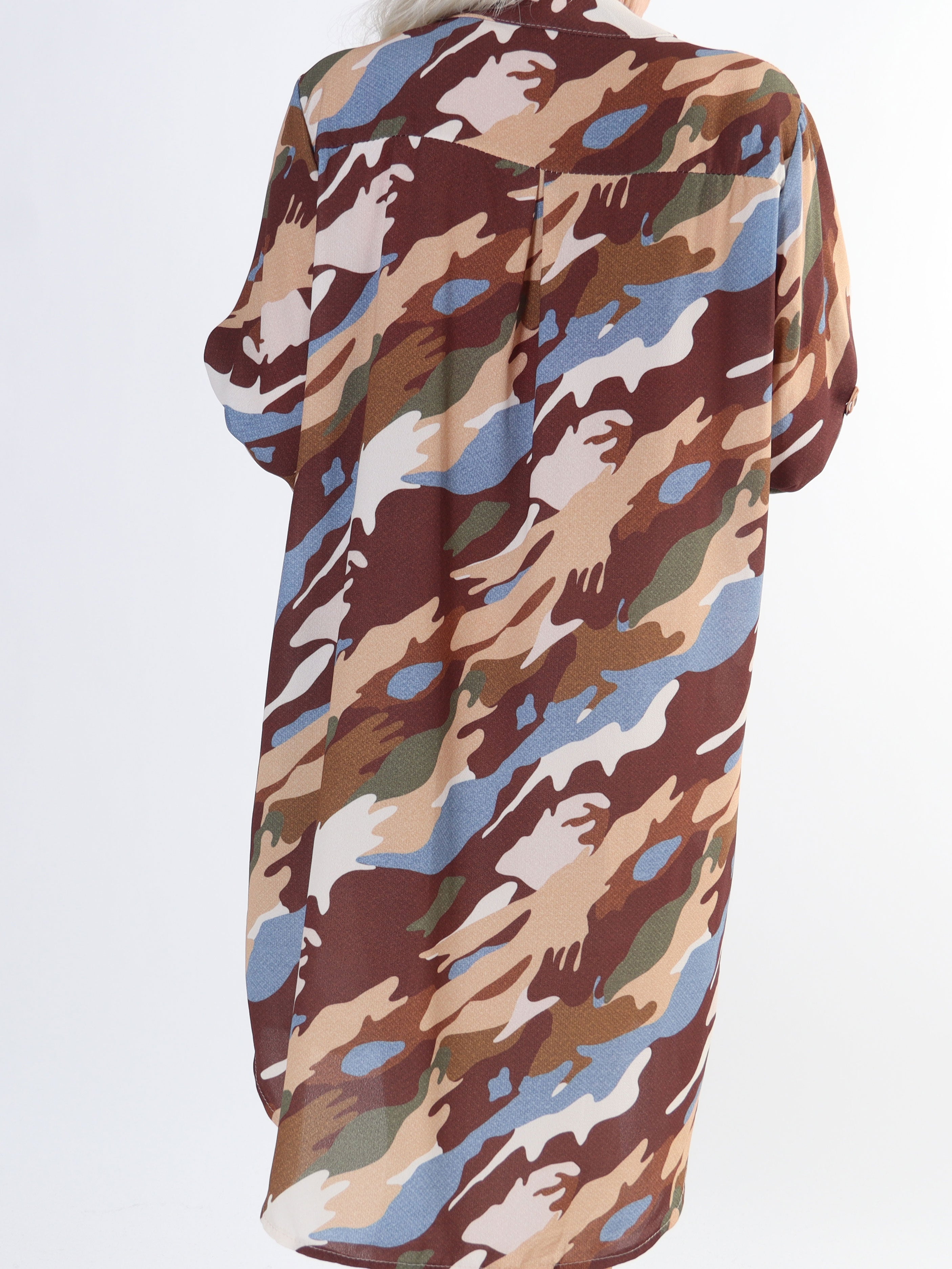 Vanesa Dress Camo - Lätt och luftig plus size klänning i kamouflagemönster